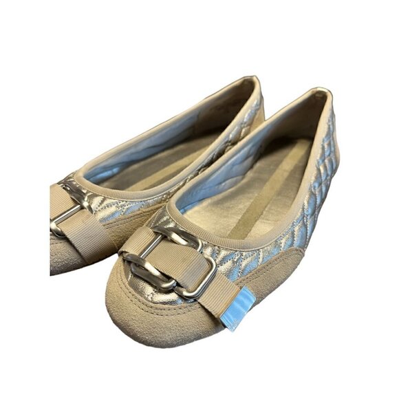 Women's Buckle Enzo Angiolini Flats - Picture 5 of 9
